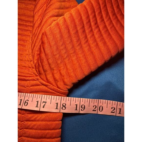 L.L. Bean Men's Red Zip-Up Sweater with Blue Trim - Picture 5 of 7